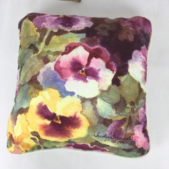Judy Buswell 1990 Violets Watercolor Accent Pillow - Picture 3 of 5
